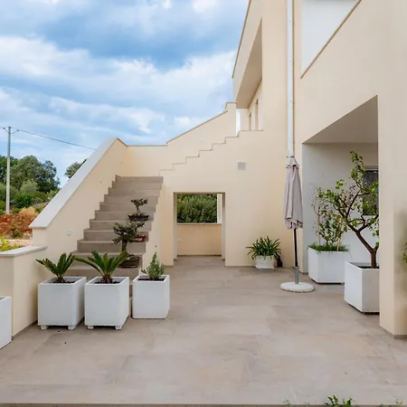 Helianthus Vila Cisternino